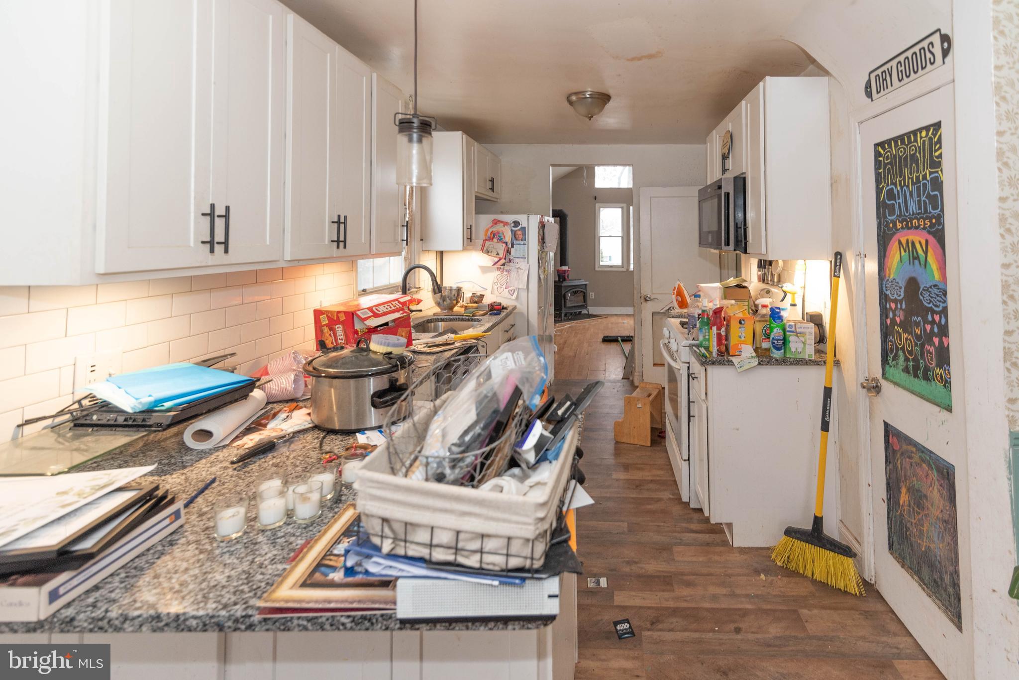 8109 HILLENDALE ROAD