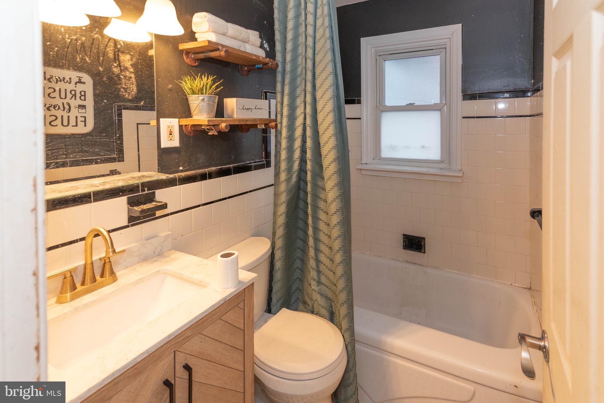 PARKVILLE - Residential