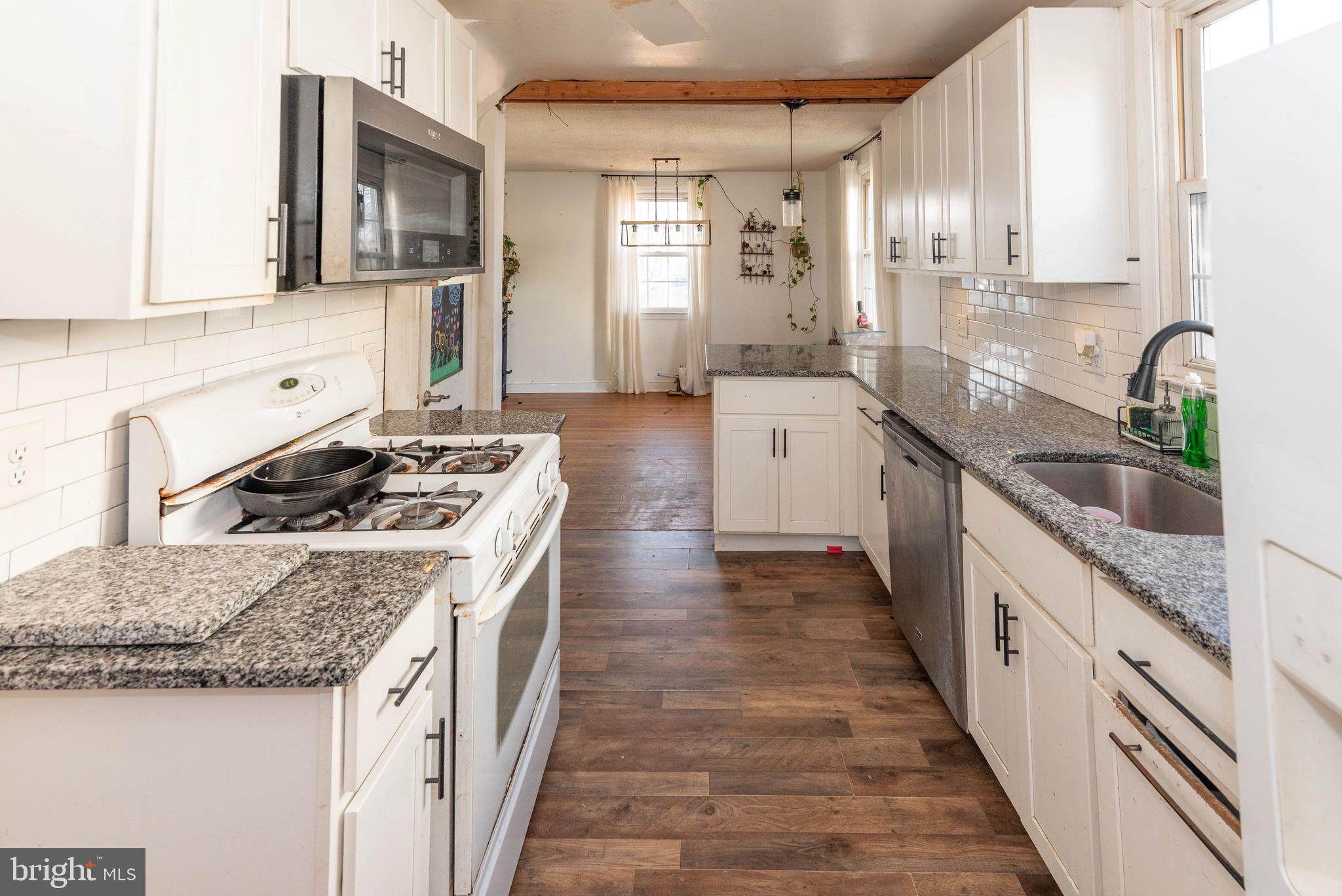 PARKVILLE - Residential