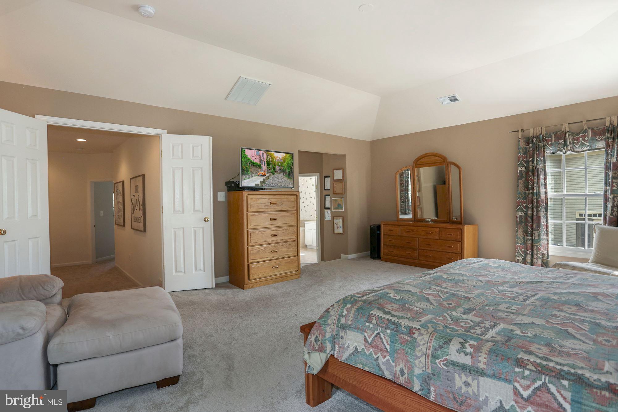 WALNEY ROAD - Residential