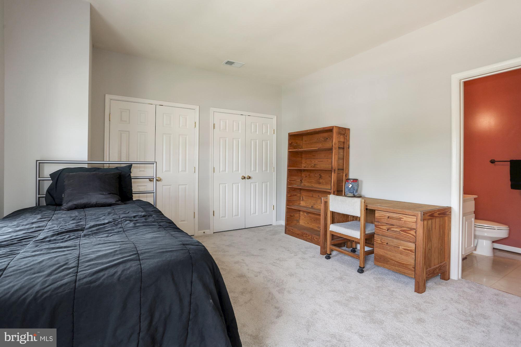 WALNEY ROAD - Residential