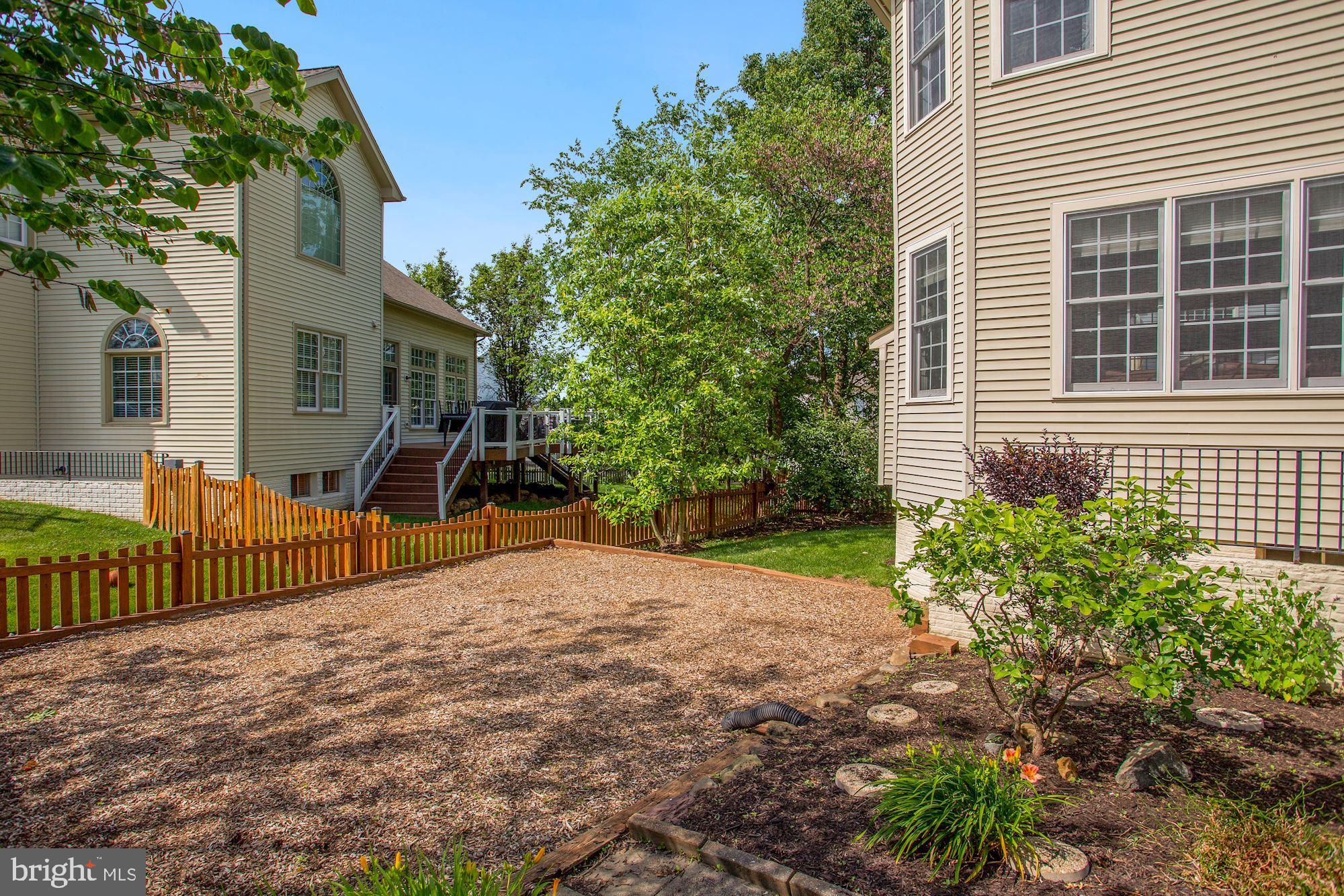 WALNEY ROAD - Residential