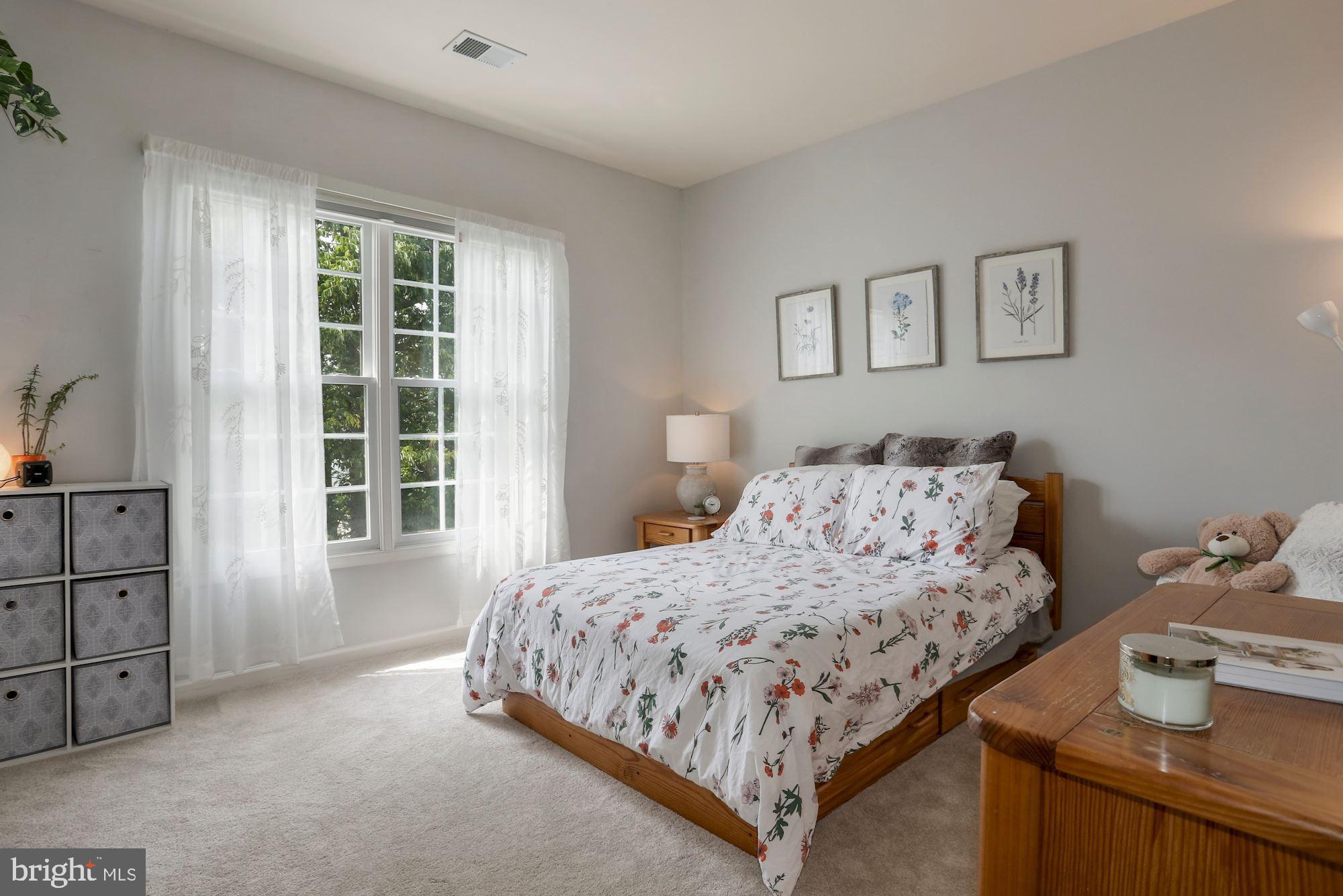 WALNEY ROAD - Residential