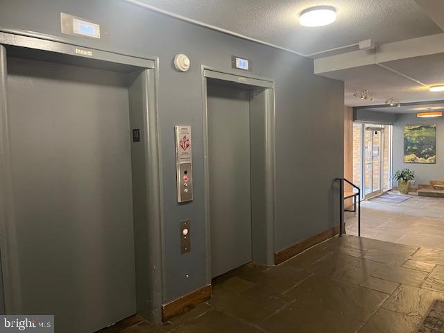 THE OGLETHORPE - Residential Lease