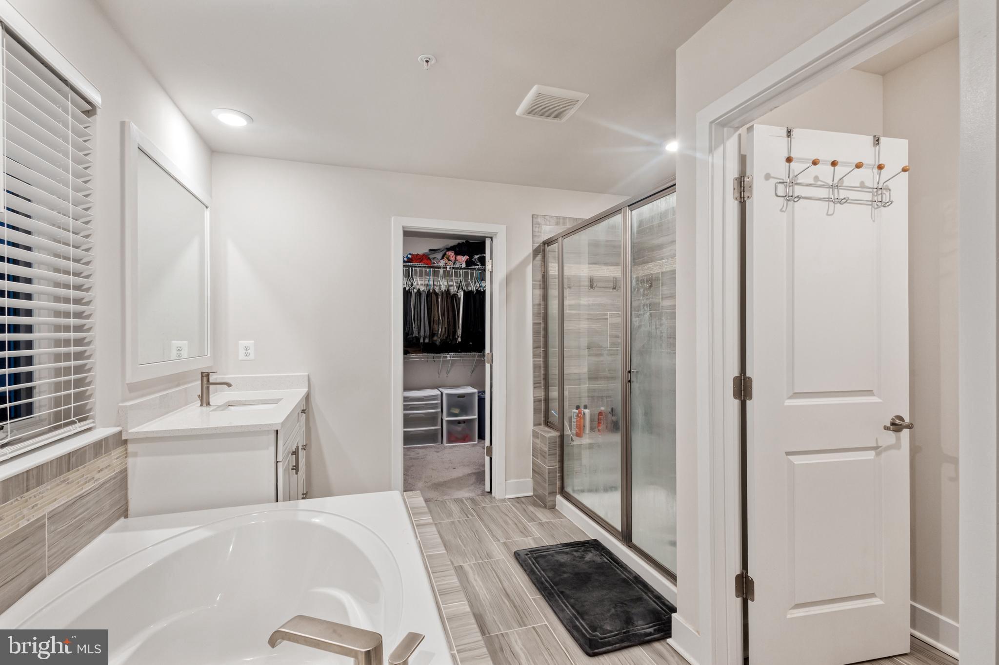 STONEHAVEN - Residential