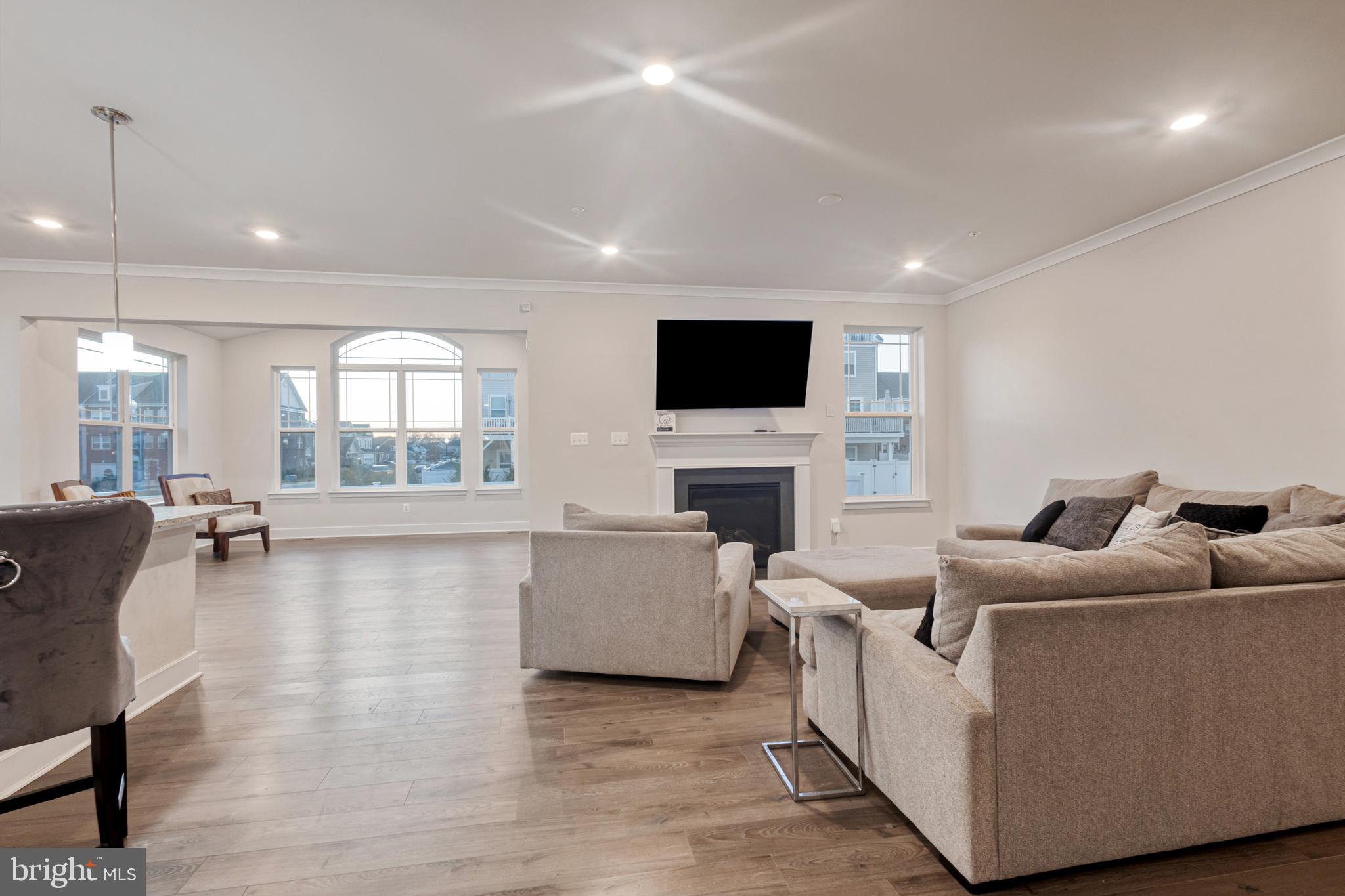 4491 SHAKESPEARE CIRCLE