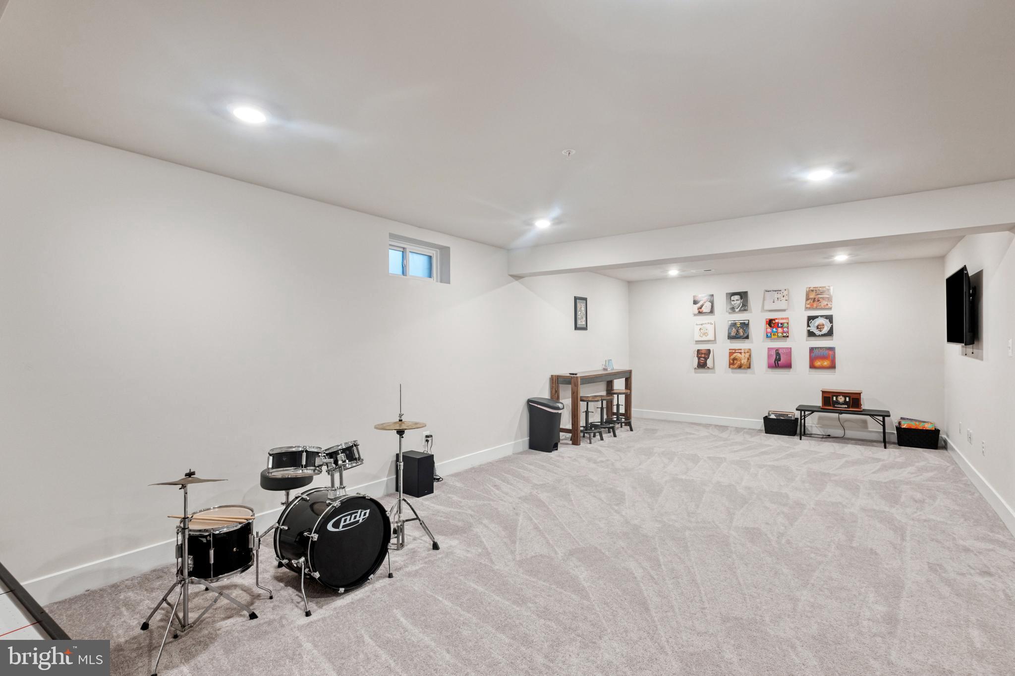 STONEHAVEN - Residential