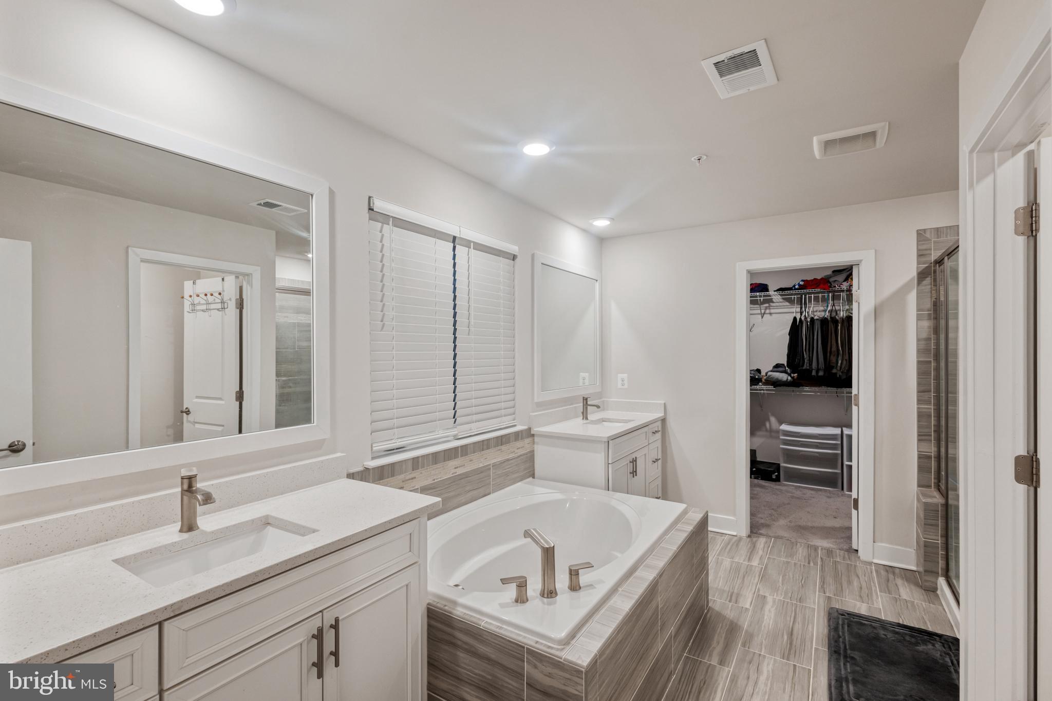 STONEHAVEN - Residential