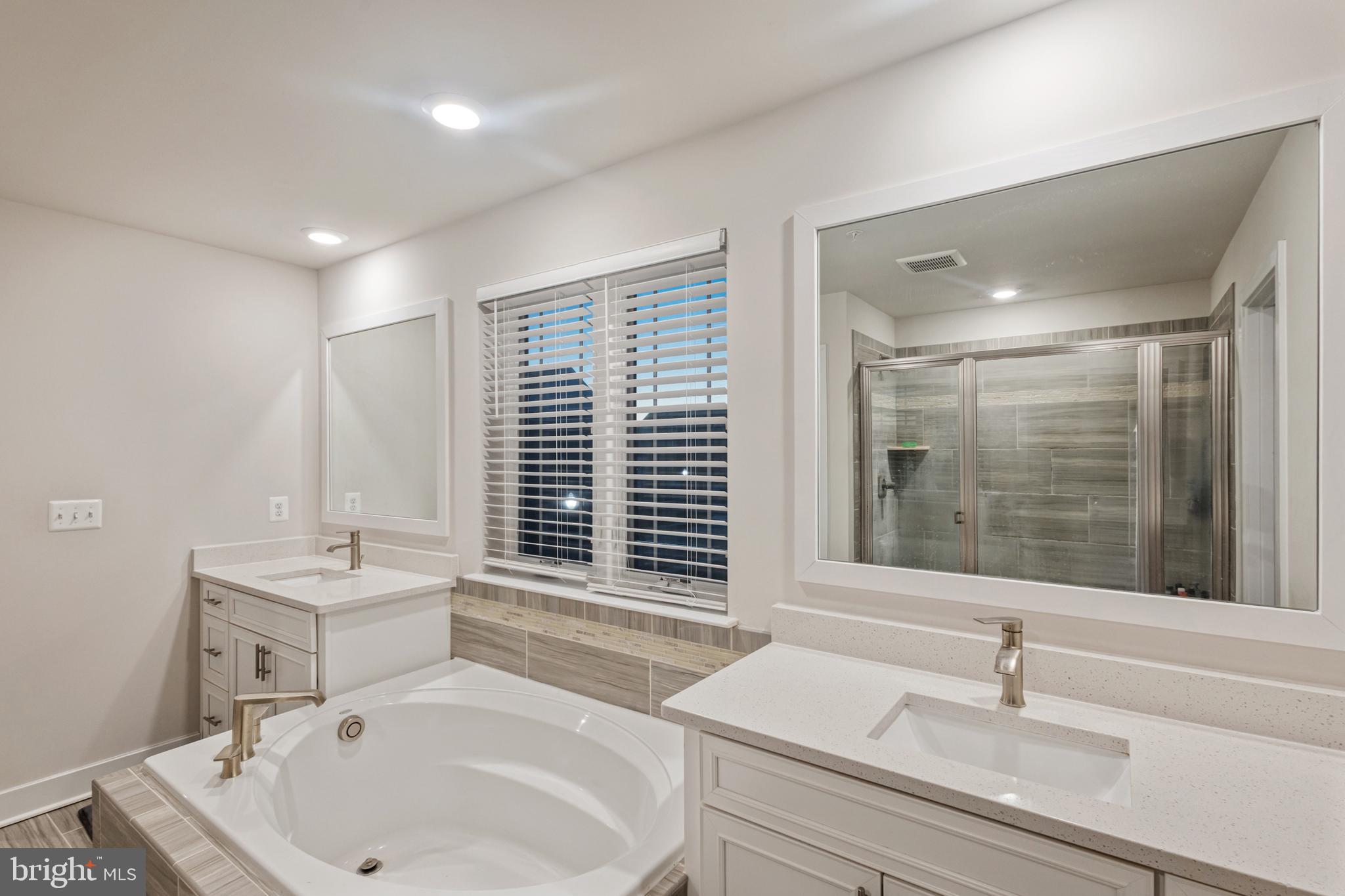 STONEHAVEN - Residential