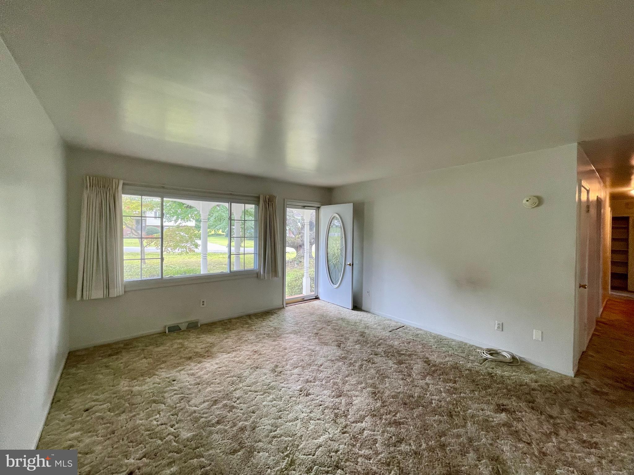 STUYVESANT ACRES - Residential