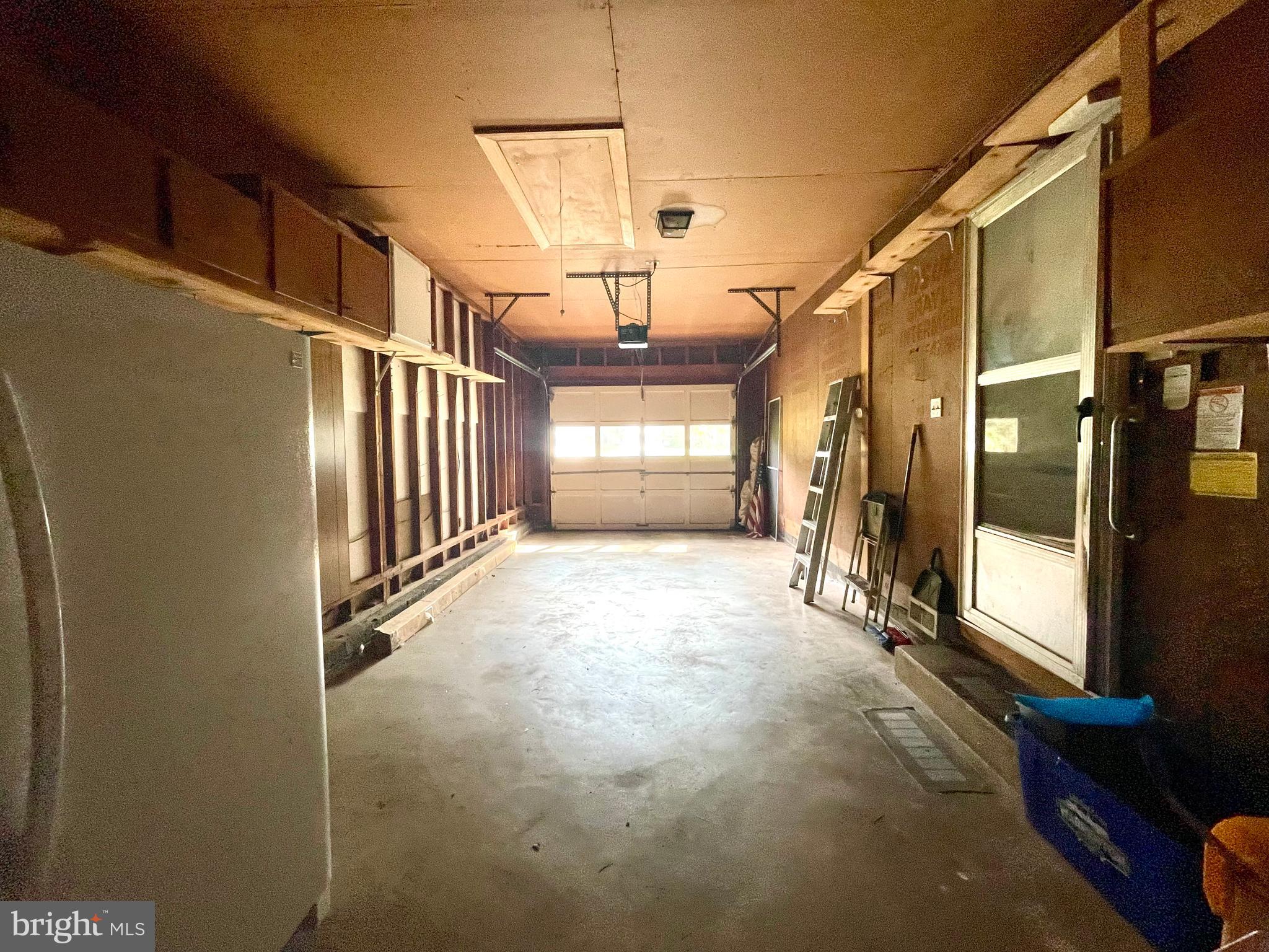 STUYVESANT ACRES - Residential