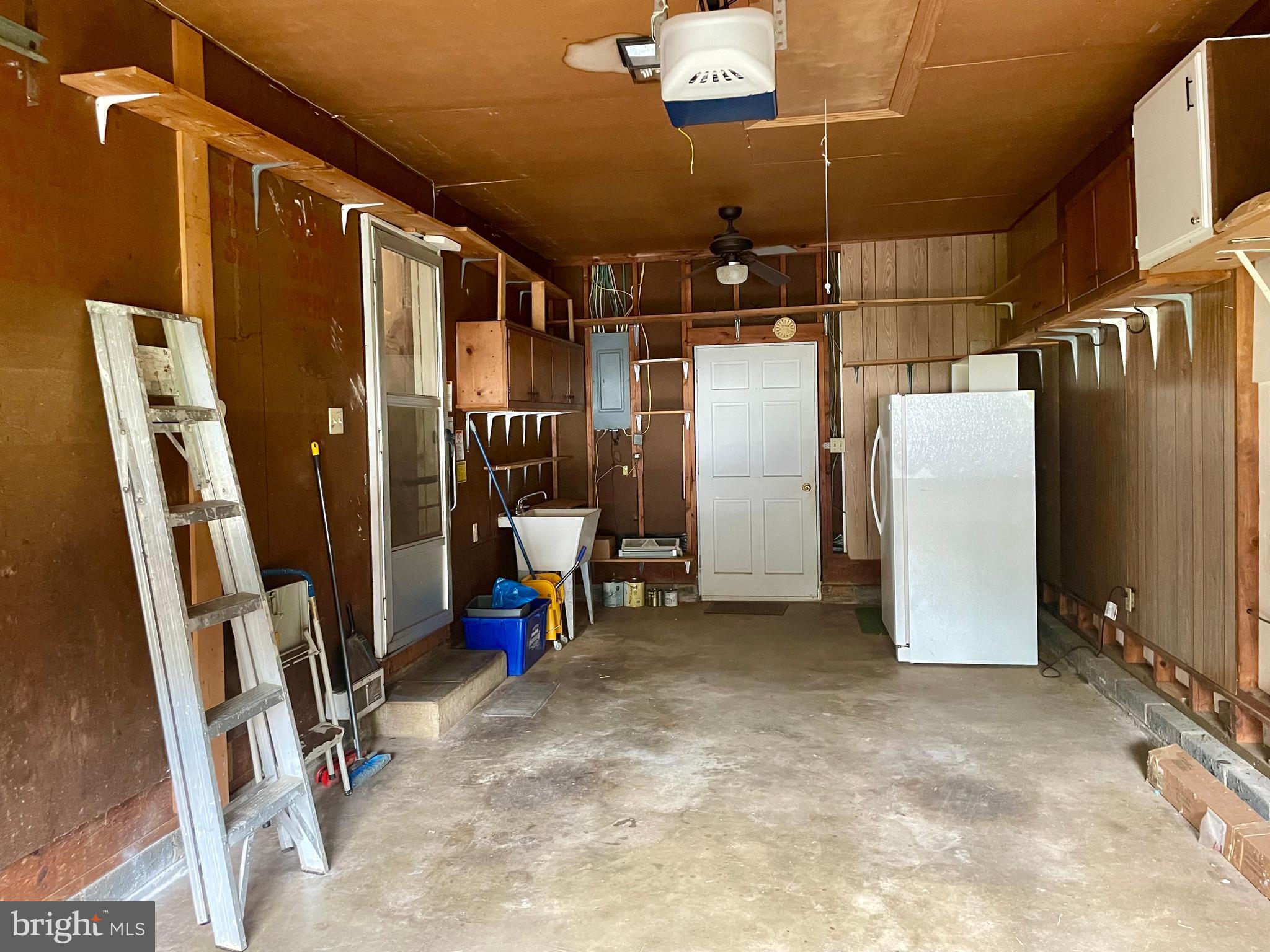 STUYVESANT ACRES - Residential