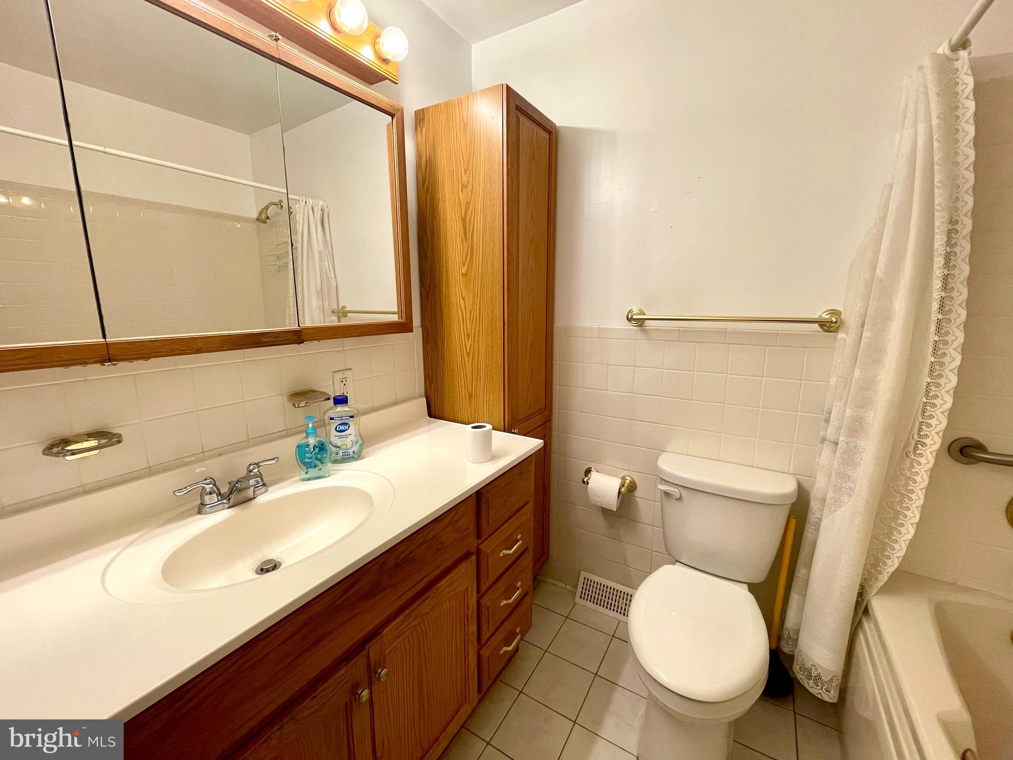 STUYVESANT ACRES - Residential