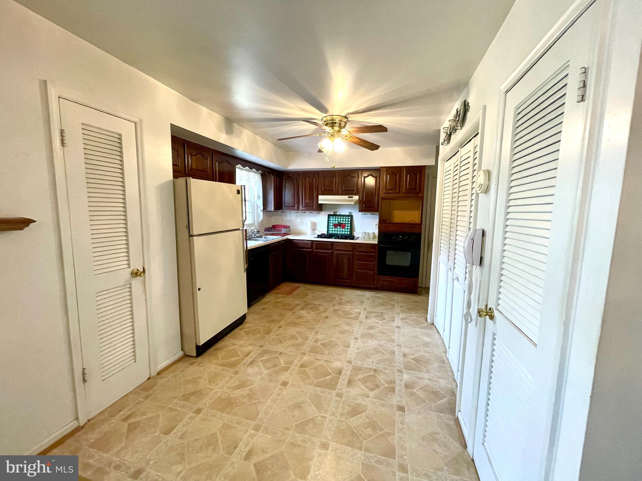 STUYVESANT ACRES - Residential