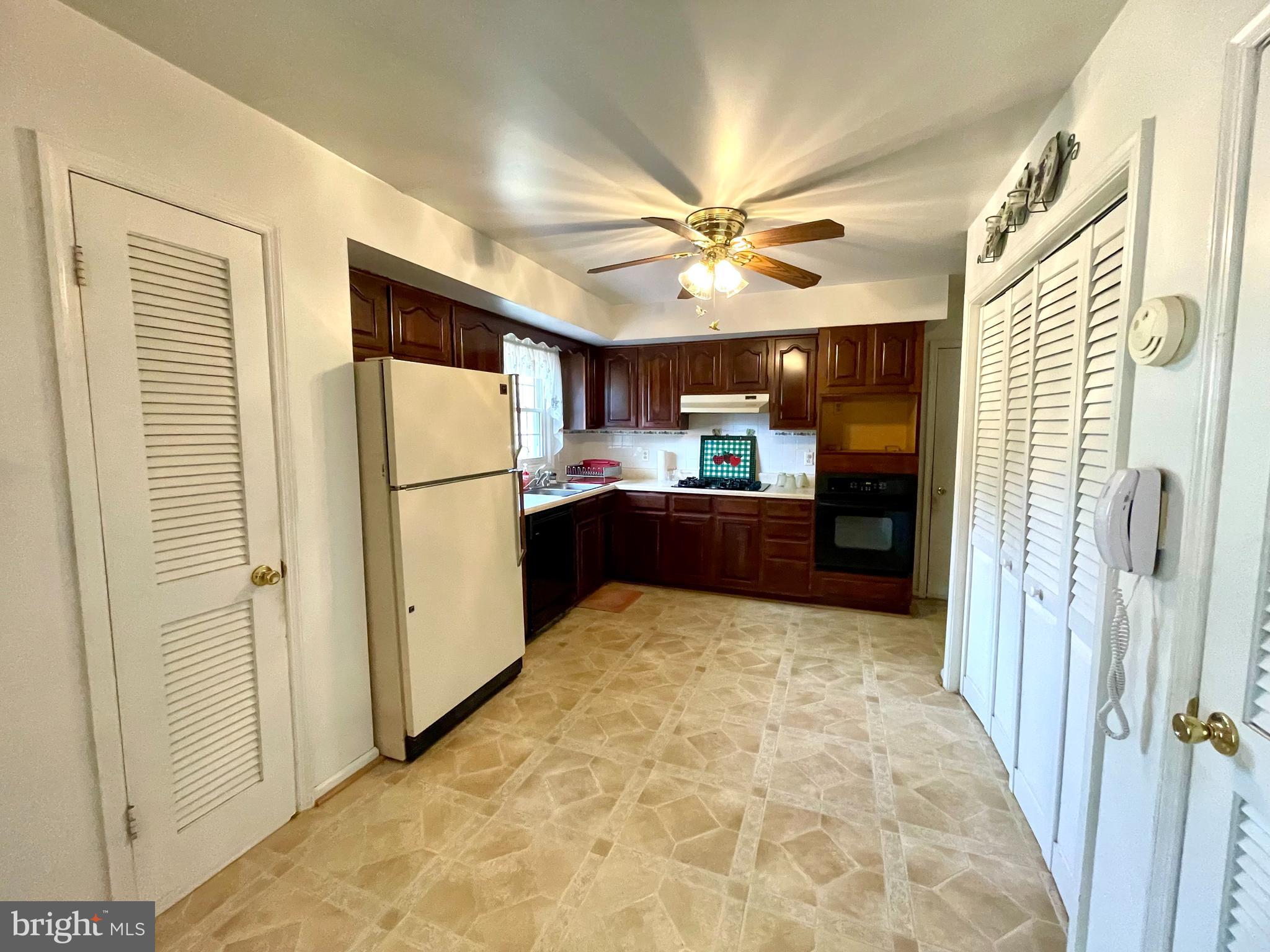 STUYVESANT ACRES - Residential