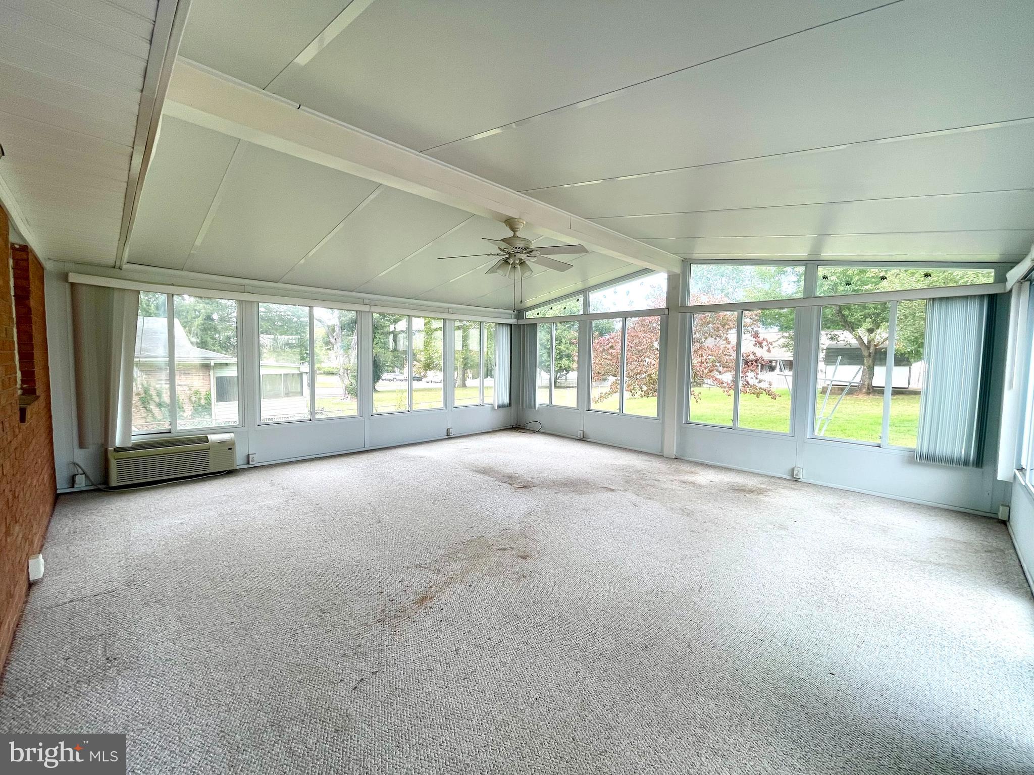 STUYVESANT ACRES - Residential