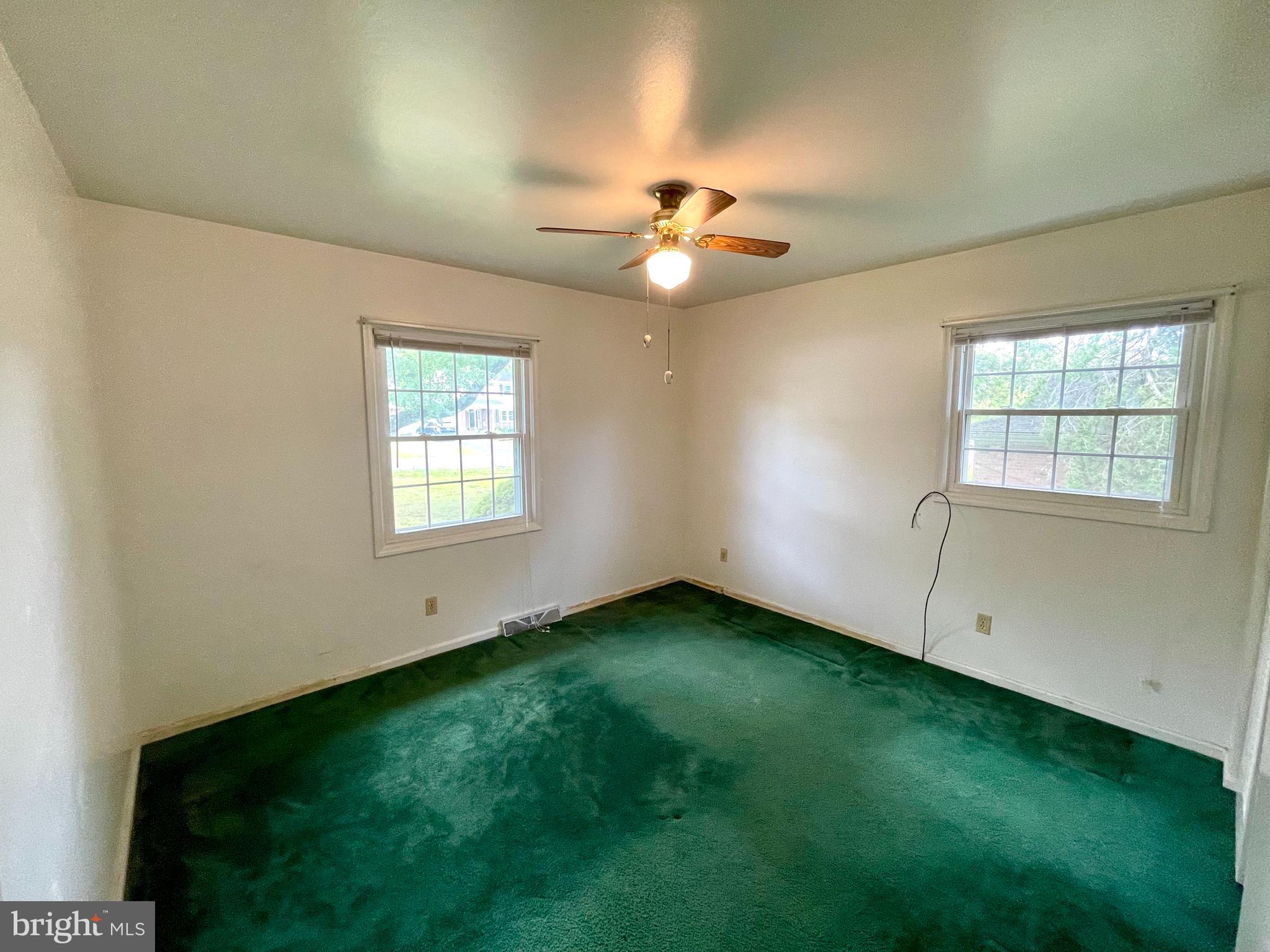 STUYVESANT ACRES - Residential