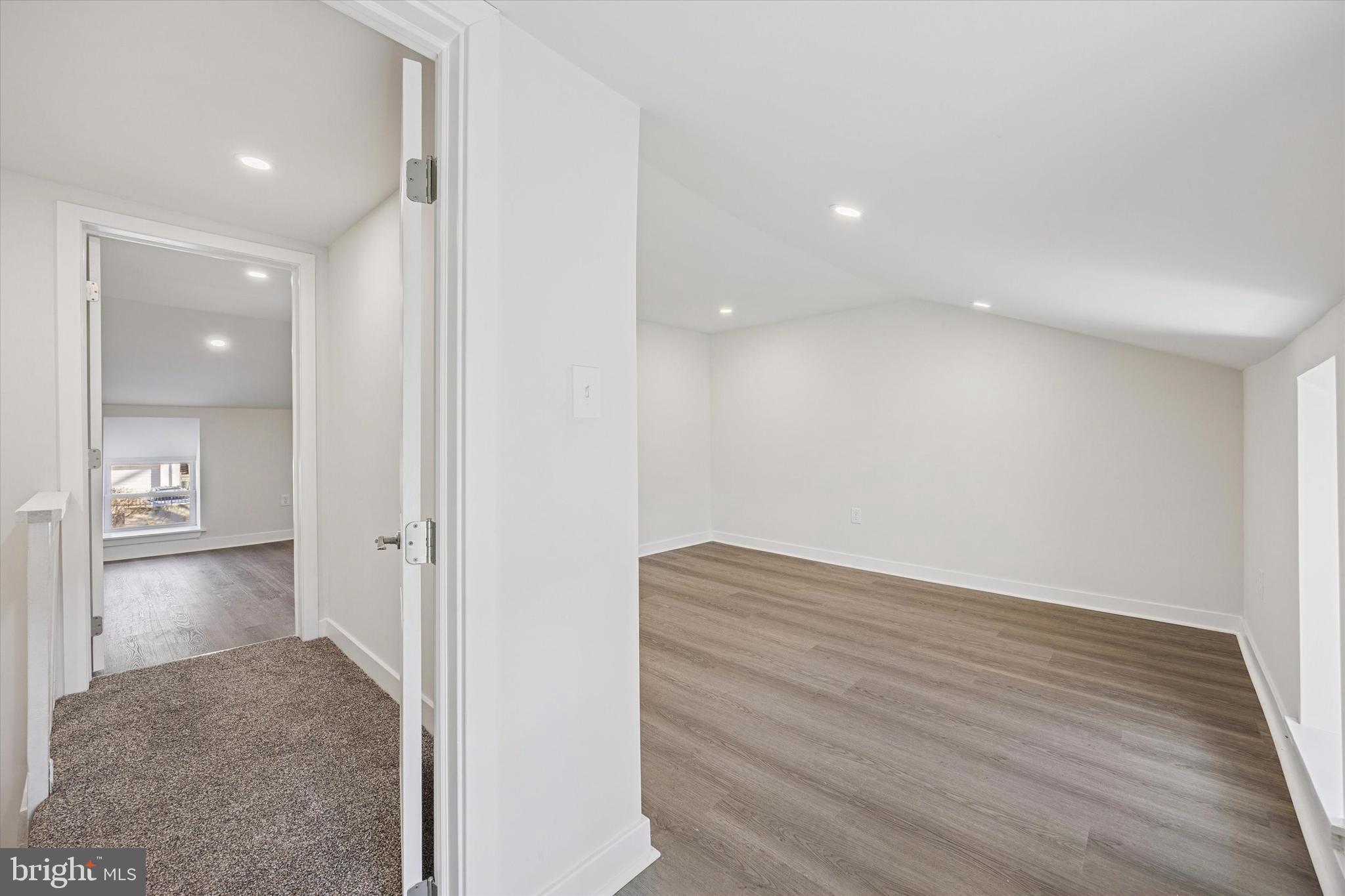 ROXBOROUGH - Residential