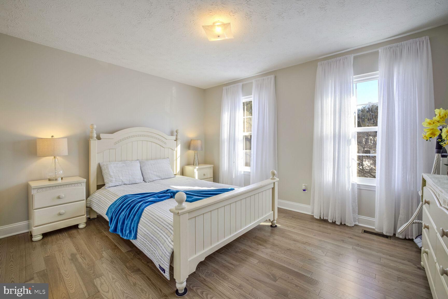 GOLF VIEW - Residential