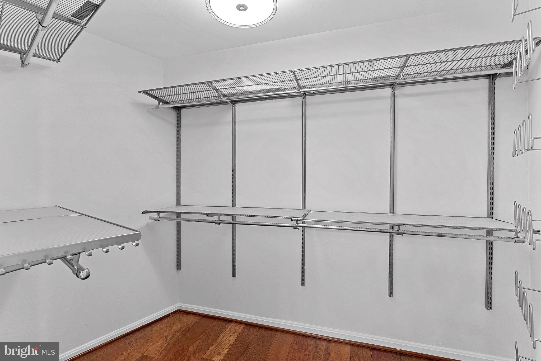 WHISPERWOOD - Residential