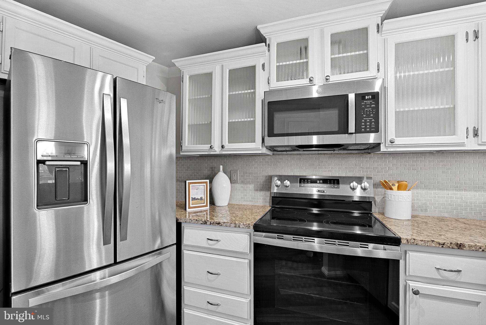 2148 WHISPERWOOD GLEN LANE