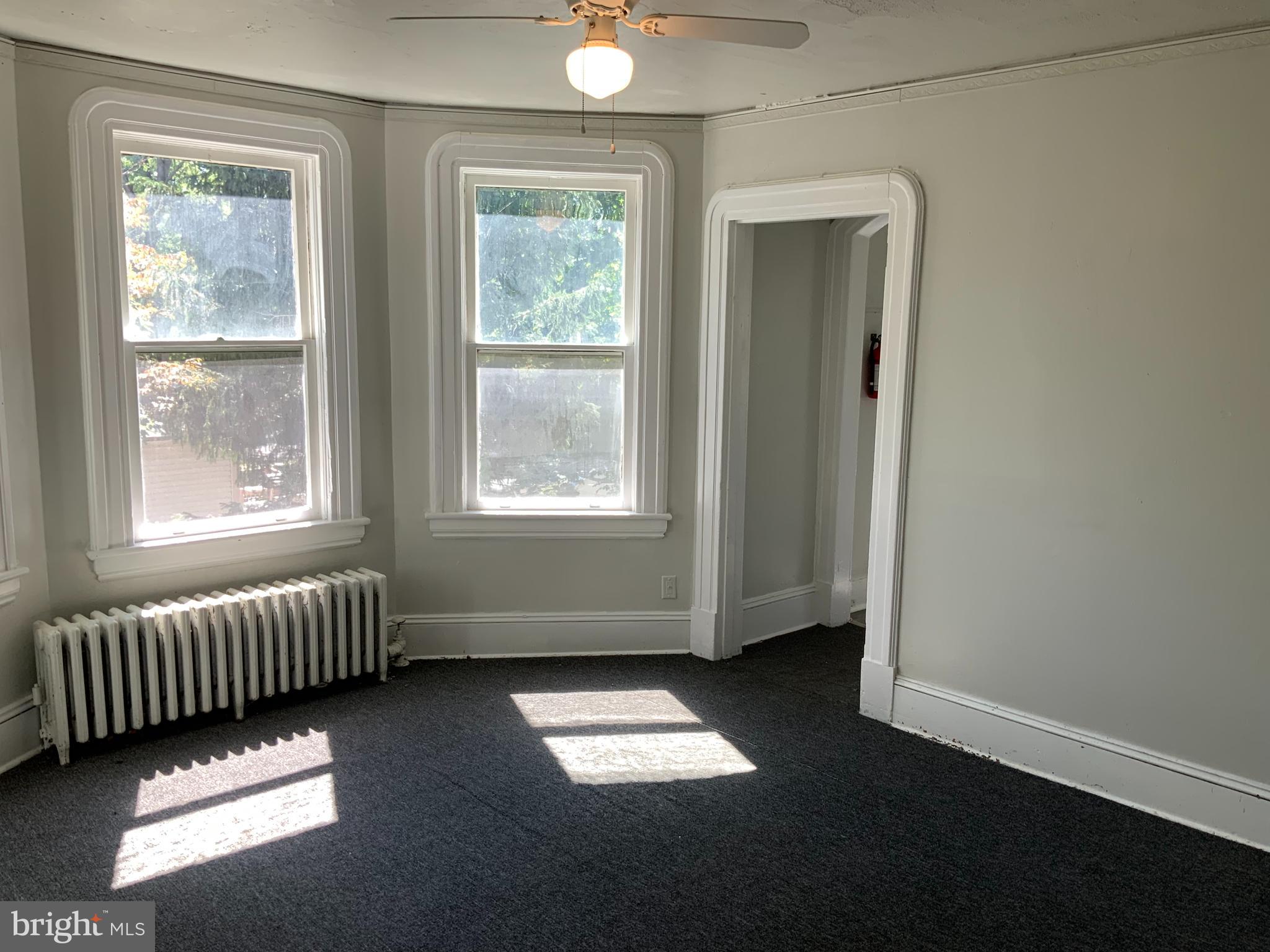 433 BENTLEY AVENUE B