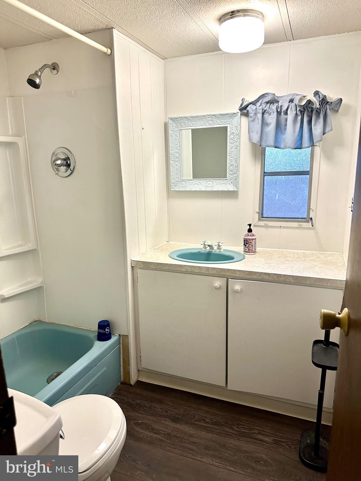 WHITE HOUSE BEACH - Residential