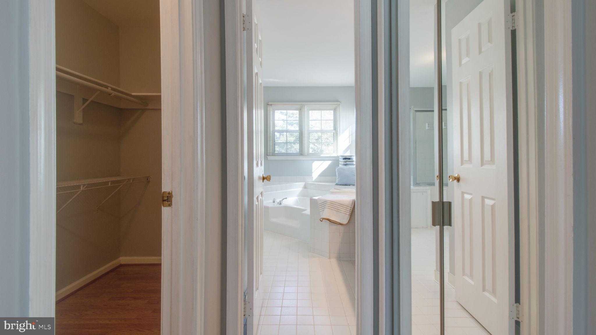 GUNNERS LAKE VILLAGE - Residential