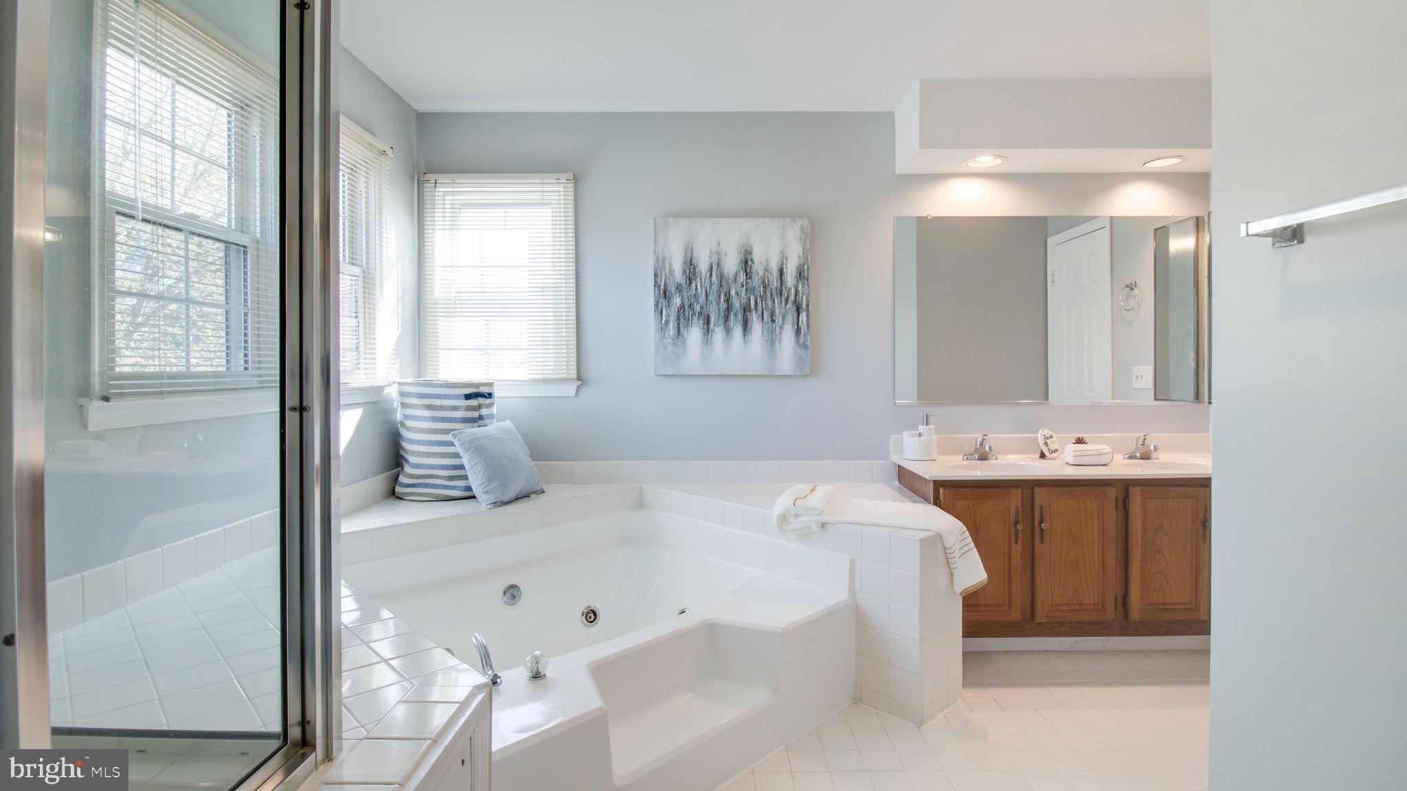 GUNNERS LAKE VILLAGE - Residential