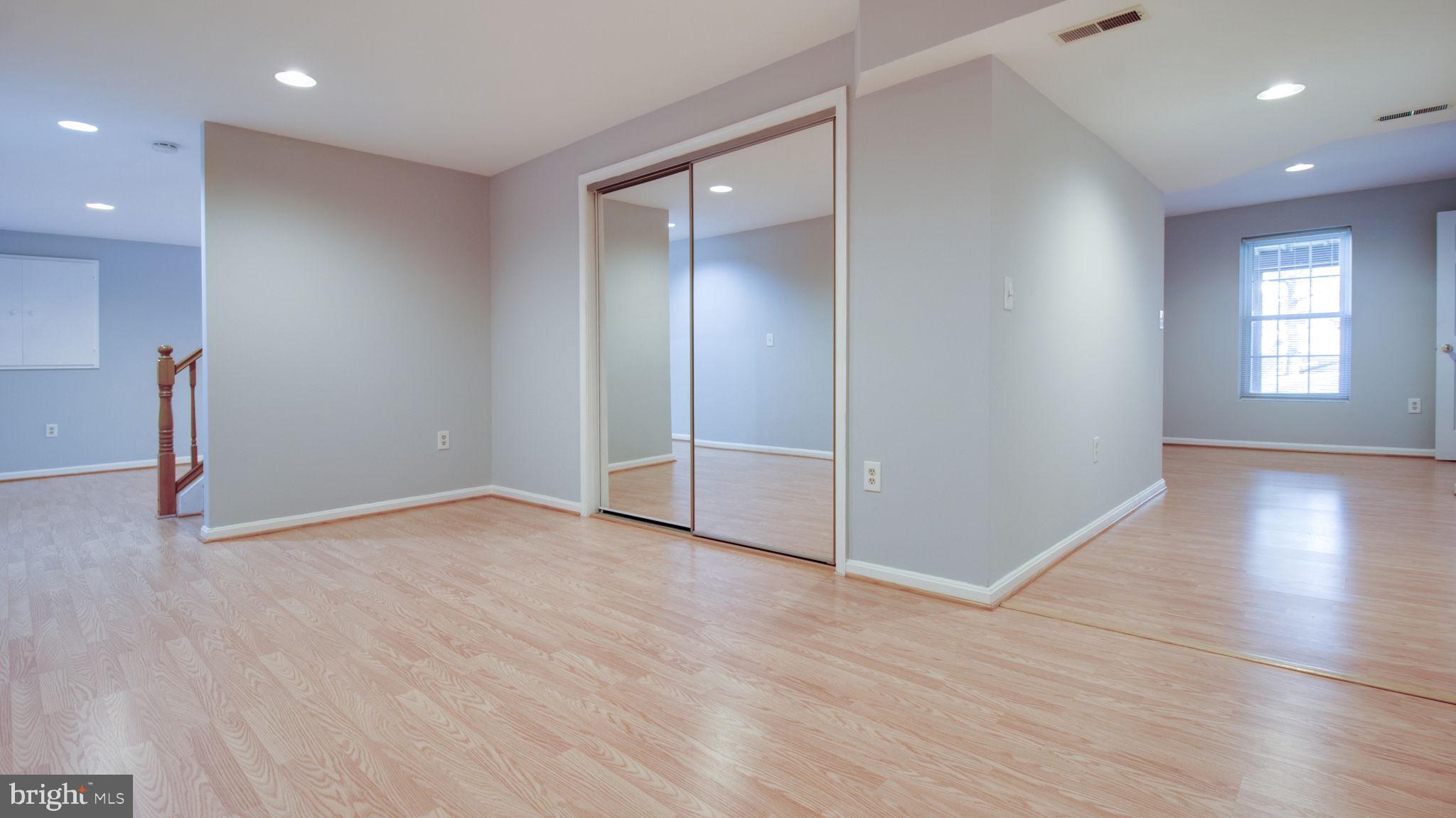 GUNNERS LAKE VILLAGE - Residential