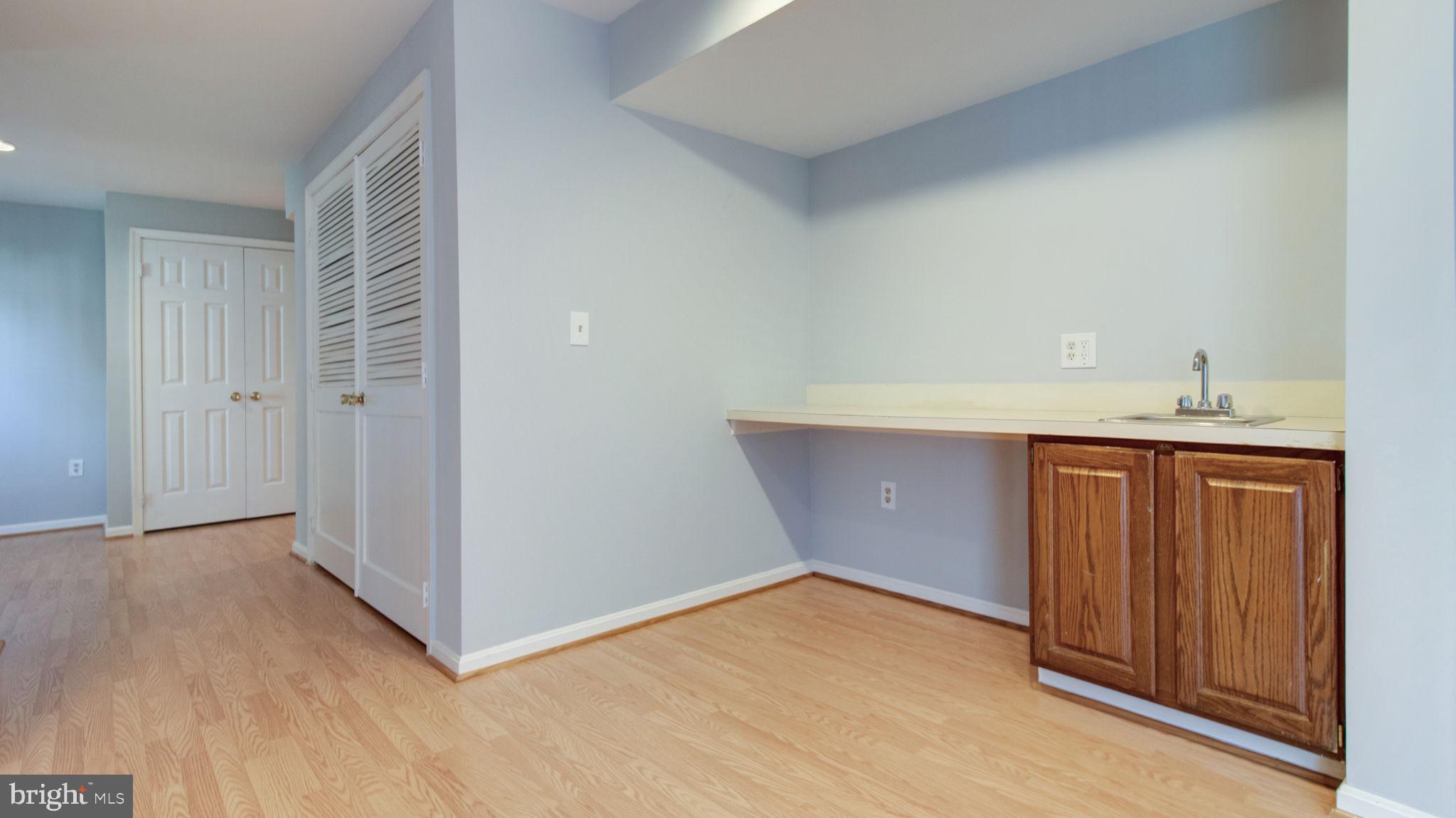 GUNNERS LAKE VILLAGE - Residential