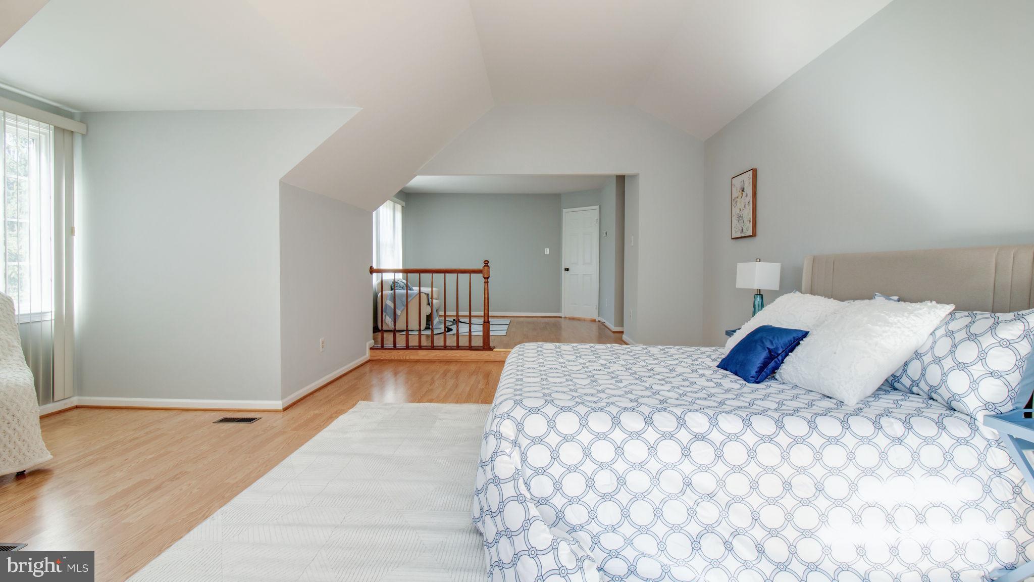 GUNNERS LAKE VILLAGE - Residential