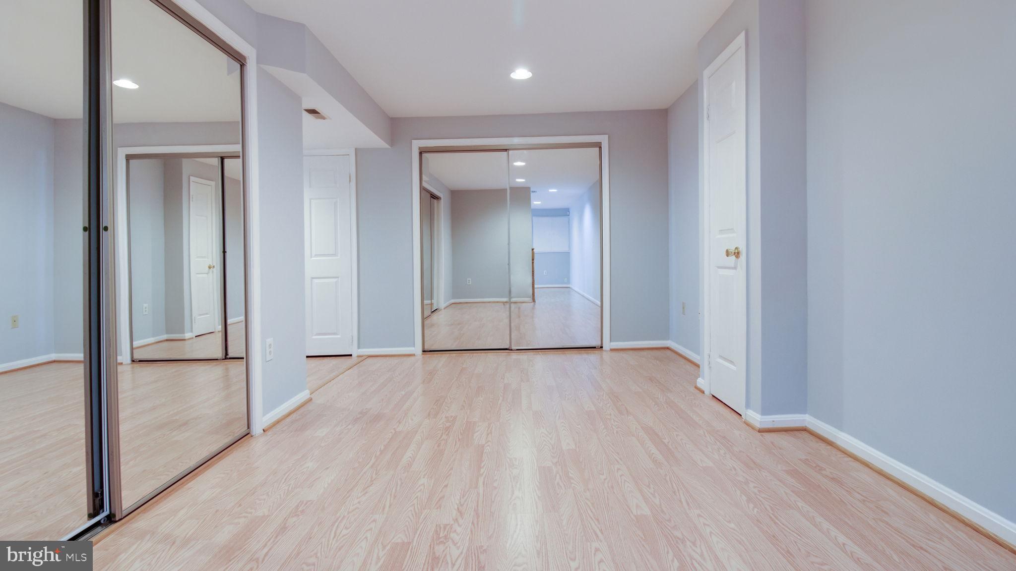 GUNNERS LAKE VILLAGE - Residential