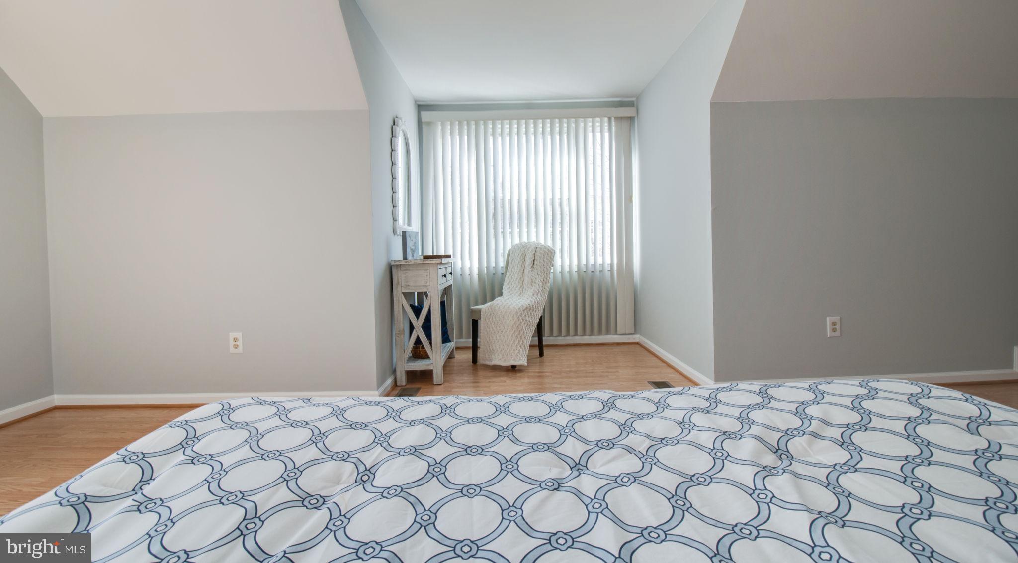 GUNNERS LAKE VILLAGE - Residential