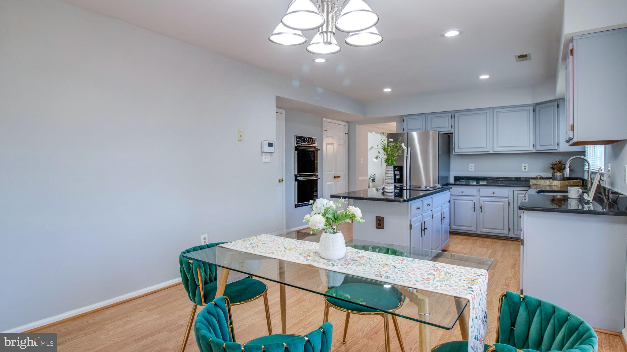 GUNNERS LAKE VILLAGE - Residential