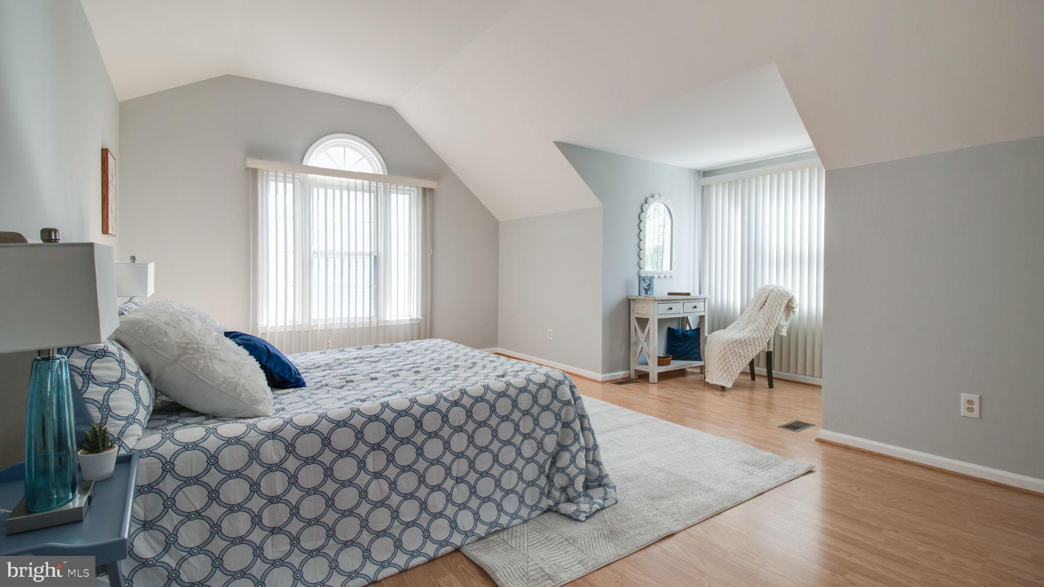 GUNNERS LAKE VILLAGE - Residential