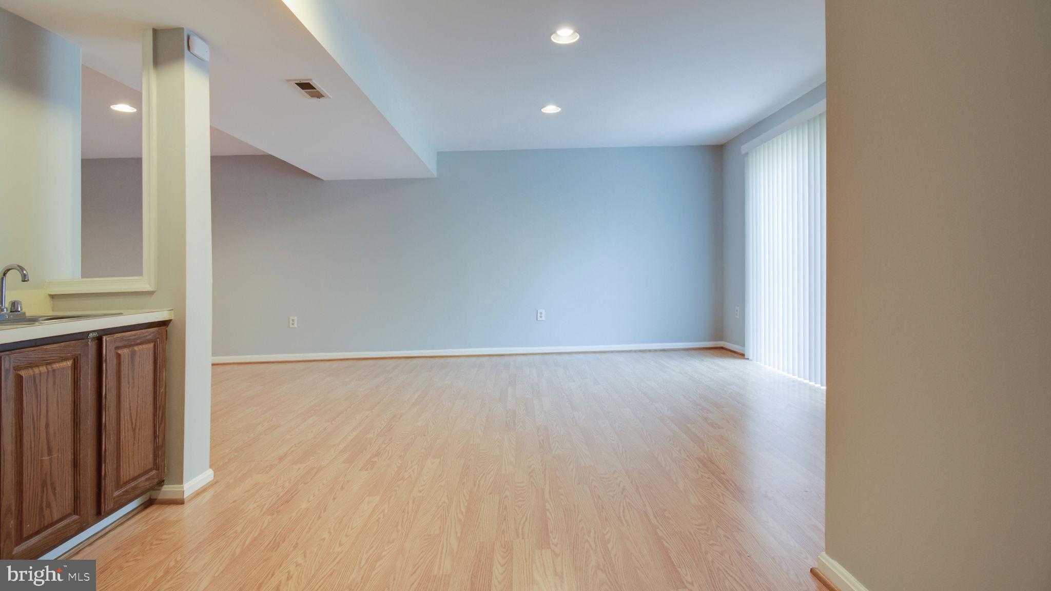 GUNNERS LAKE VILLAGE - Residential