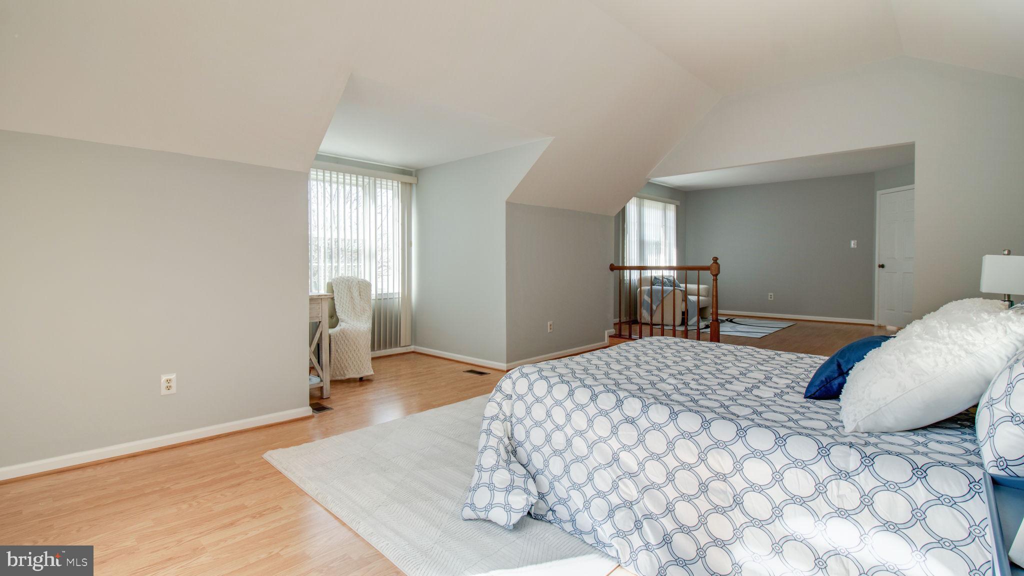 GUNNERS LAKE VILLAGE - Residential