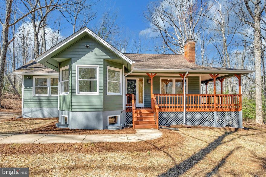 Must see ..Renovated home in sought after Lake Wilderness 2.  Gorgeous corner lot - over 1 acre!  Renovations include...all new appliances, Granite counters, flooring, lighting, bathrooms,  and fresh paint.  NEW HVAC. 
The wrap around porch and deck will be yours to enjoy the serene setting! FINISHED BASEMENT. 
Storage shed.  This is a must see in the Riverbend school district.