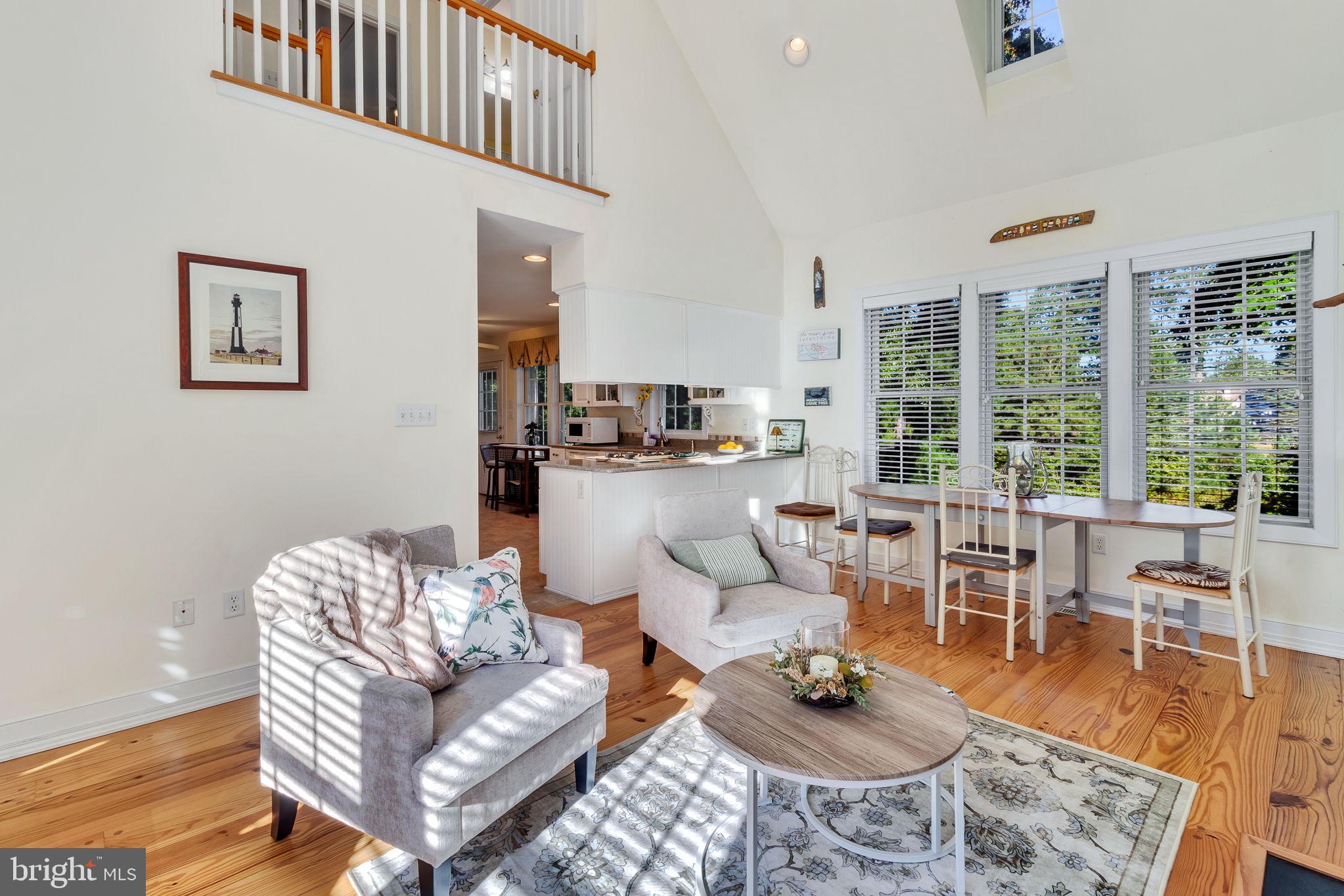 732 MIDDLE GATE LANE