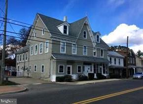 CHURCH HILL - Residential Lease