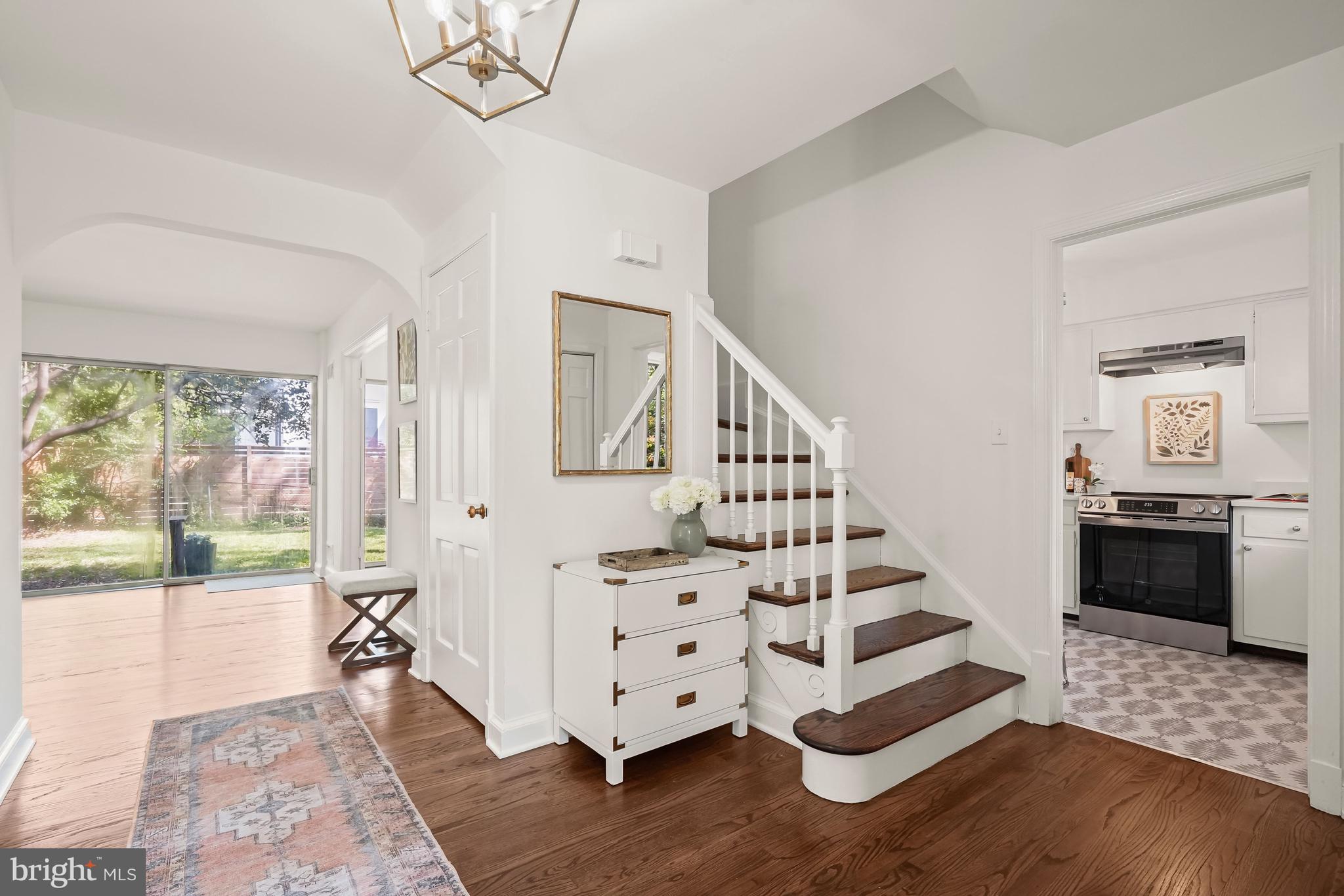 5026 CATHEDRAL AVENUE NW