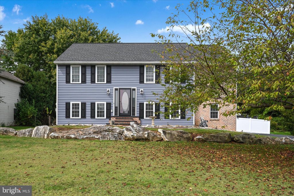 Photo of 113 Windsock Way, NEW HOLLAND, PA 17557 (MLS # PALA2077396)