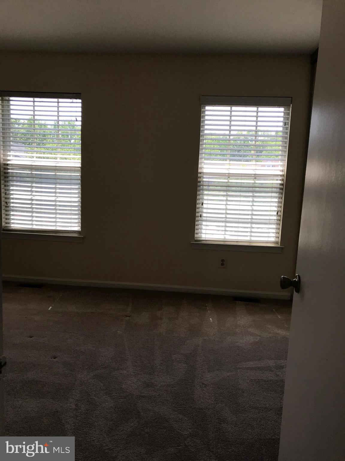 WOODLAWN MEWS - Residential Lease