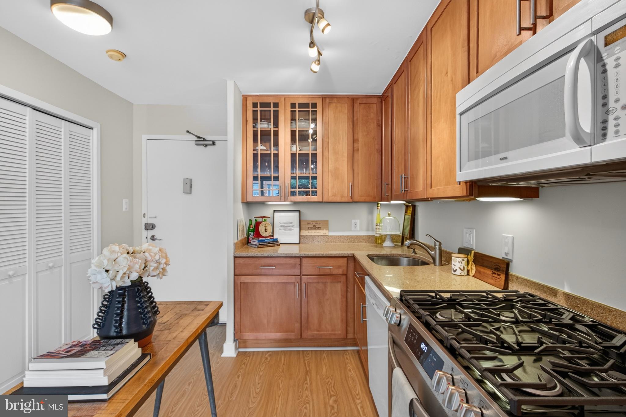 2829 CONNECTICUT AVENUE NW 112