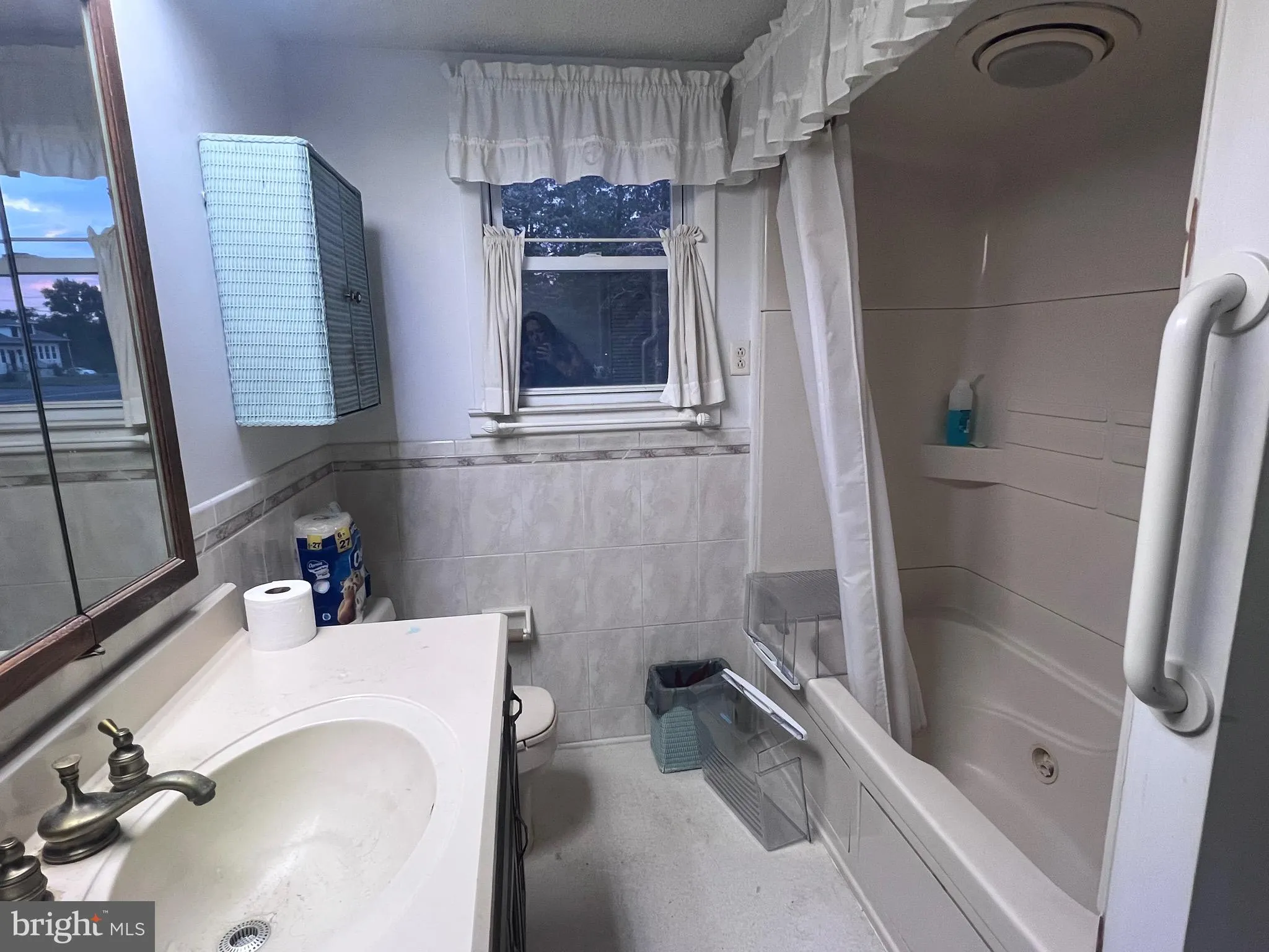 Millville, New Jersey 08332, United States, 3 Bedrooms Bedrooms, ,2 BathroomsBathrooms,Residential,Active,210763