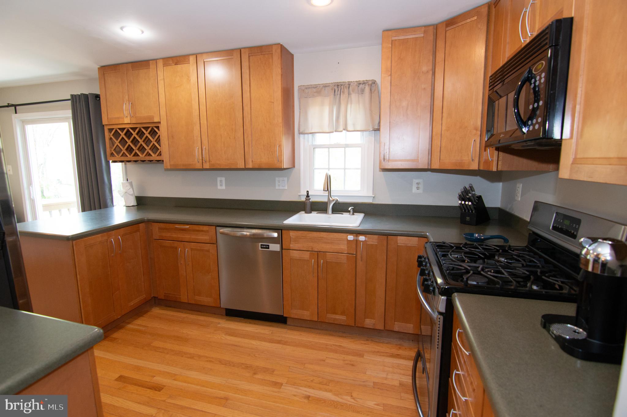 HUNTINGTON AT MT VERNON - Residential
