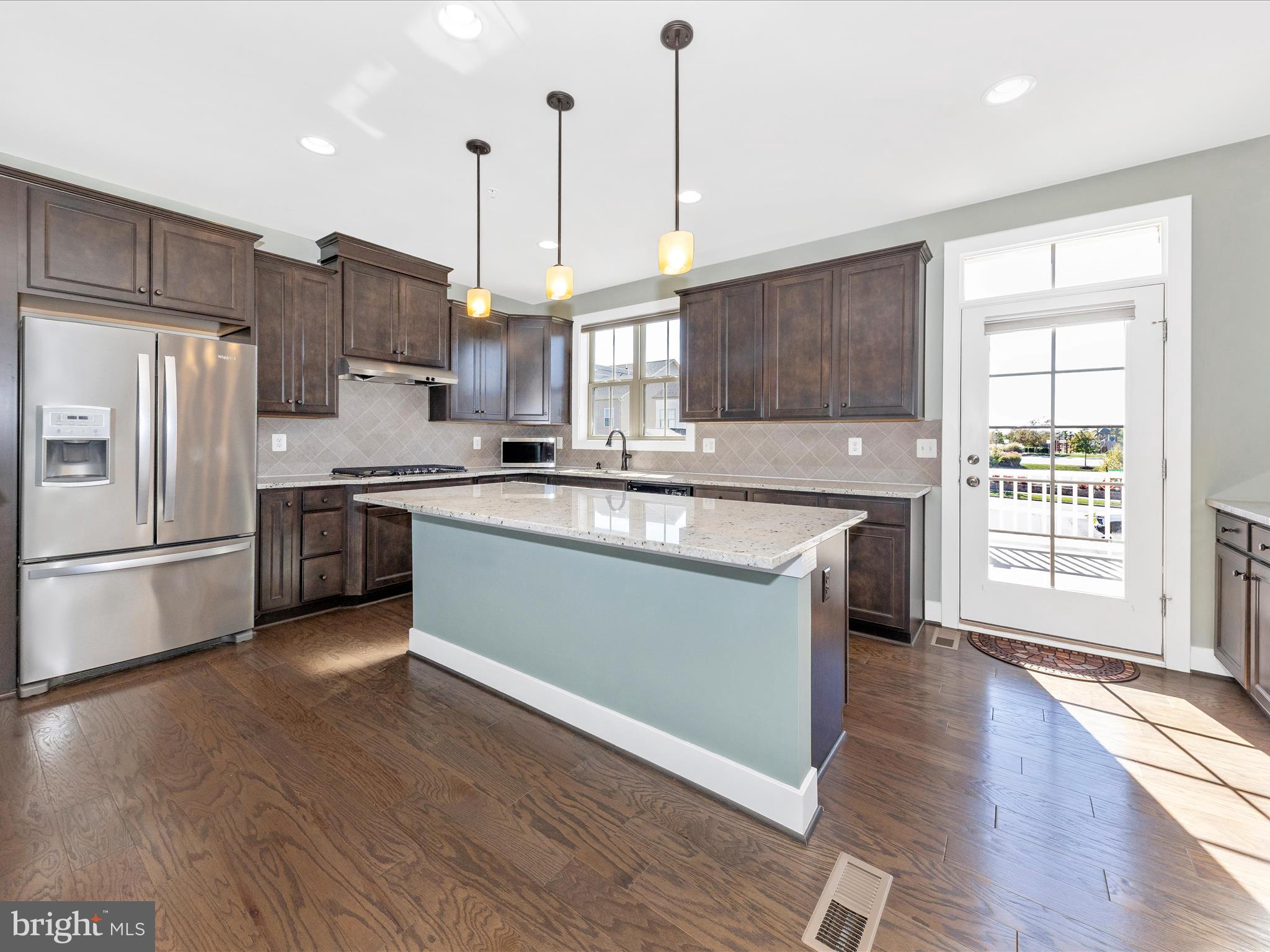 LANDSDALE - Residential