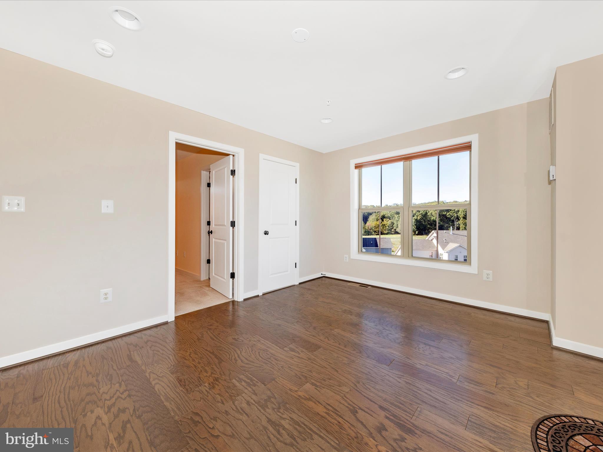 LANDSDALE - Residential