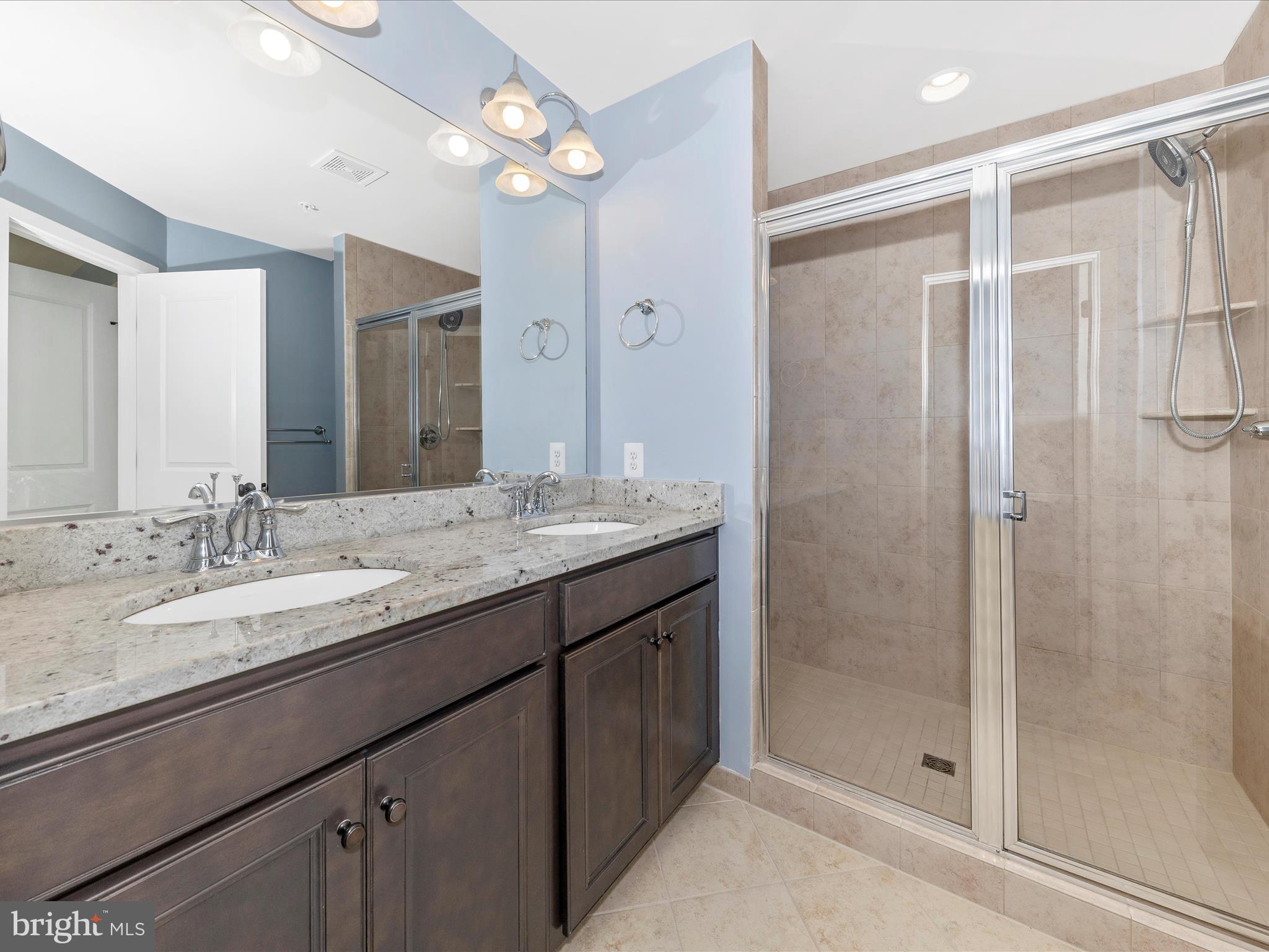 LANDSDALE - Residential